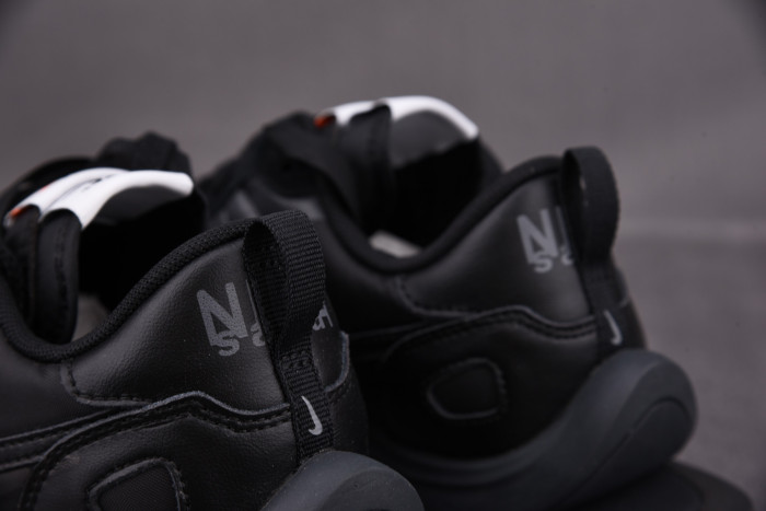 Nike Sacai x VaporWaffle