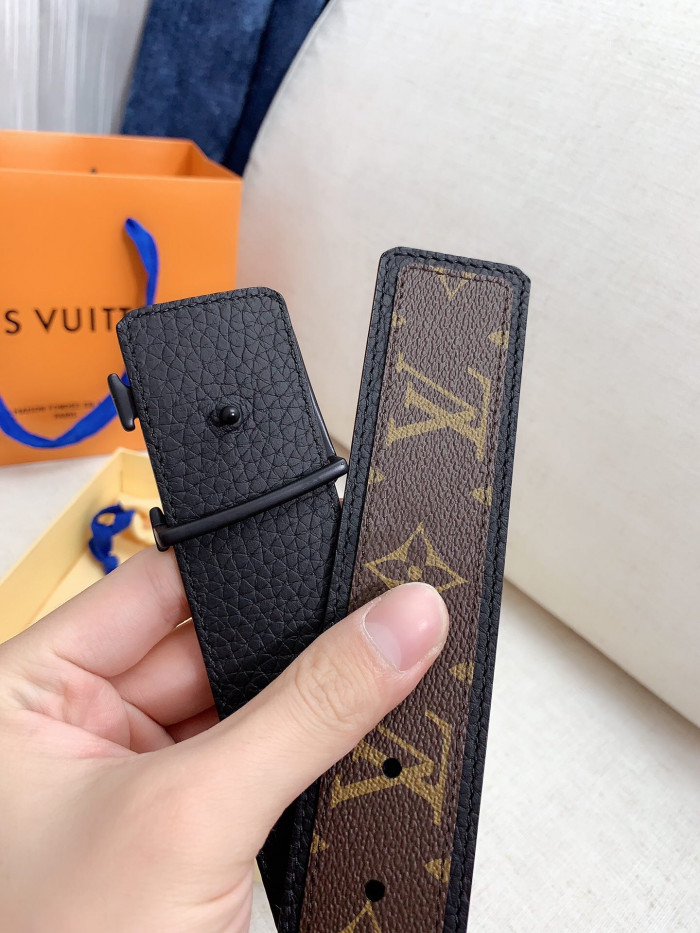 Loui Vuitto Belt-4CM