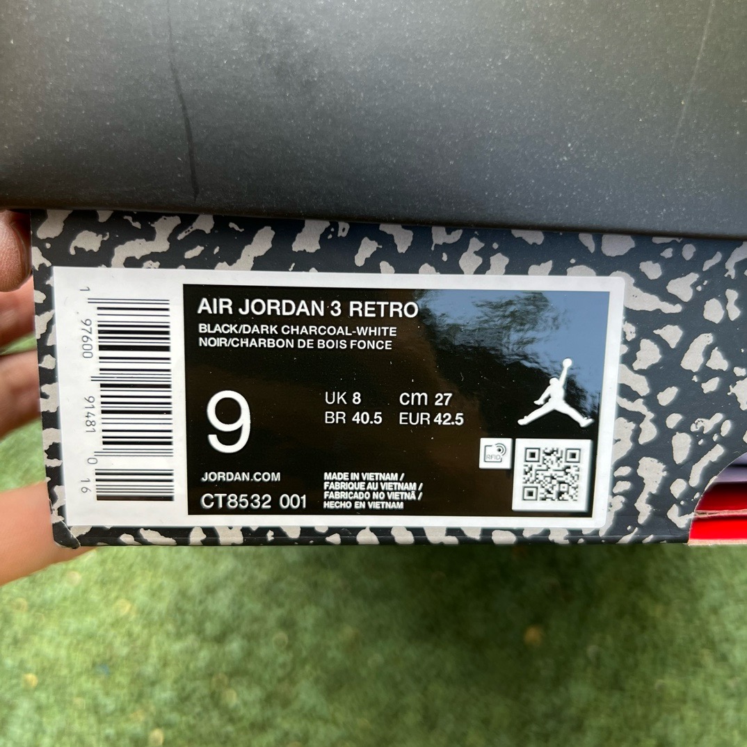 Air Jordan 3 Retro Black Cat CT8532-001