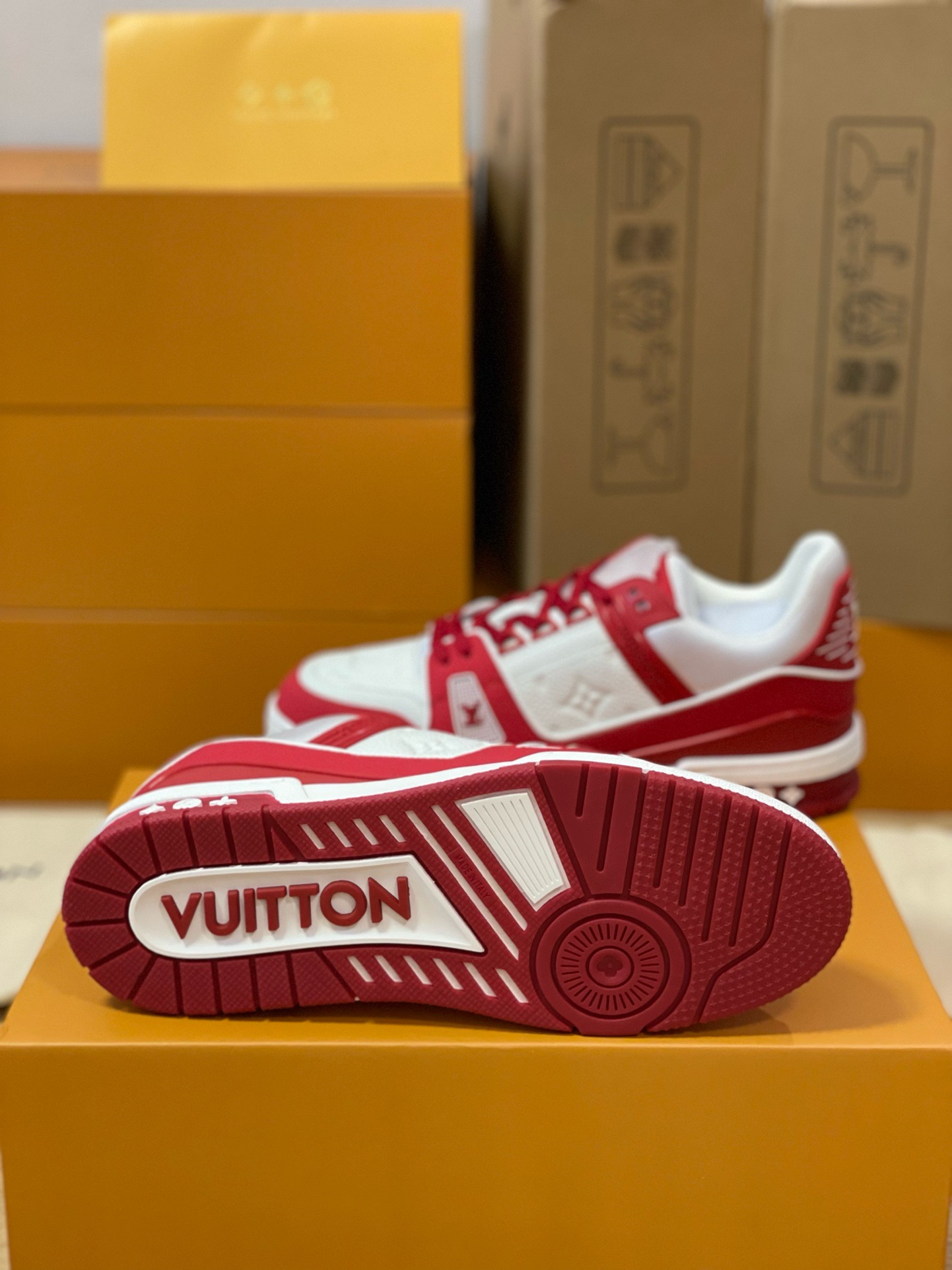 Loui Vuitto TRAINER SNEAKER